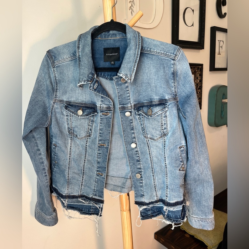 Liverpool Los Angeles Distressed Denim Jean Jacket Size Medium